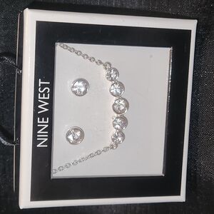 Nine West Silver Tone Necklace Elegant Jewelry